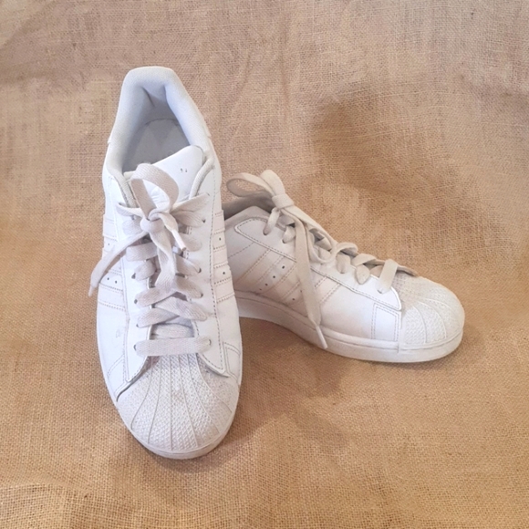 adidas Shoes - Size 9 Adidas Originals Superstar Sneakers